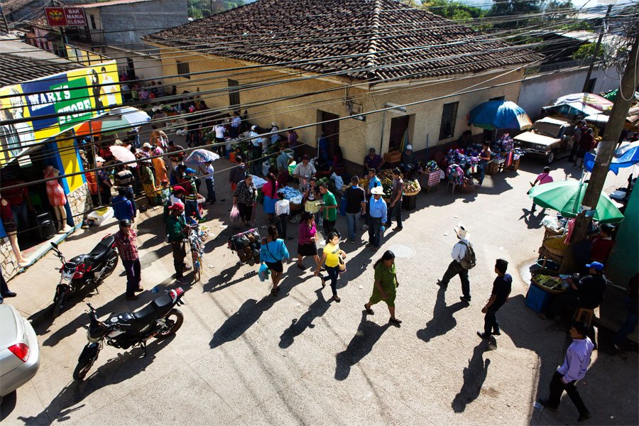 A view of La Esperanza's local market where Emiliano sells some of his products to local traders. 